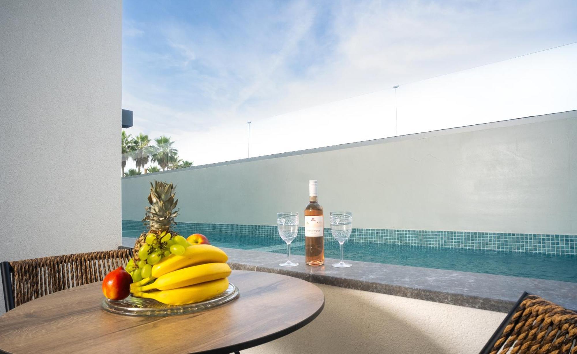 Aparthotel Luminous Luxury Living Kallithea  Exterior foto