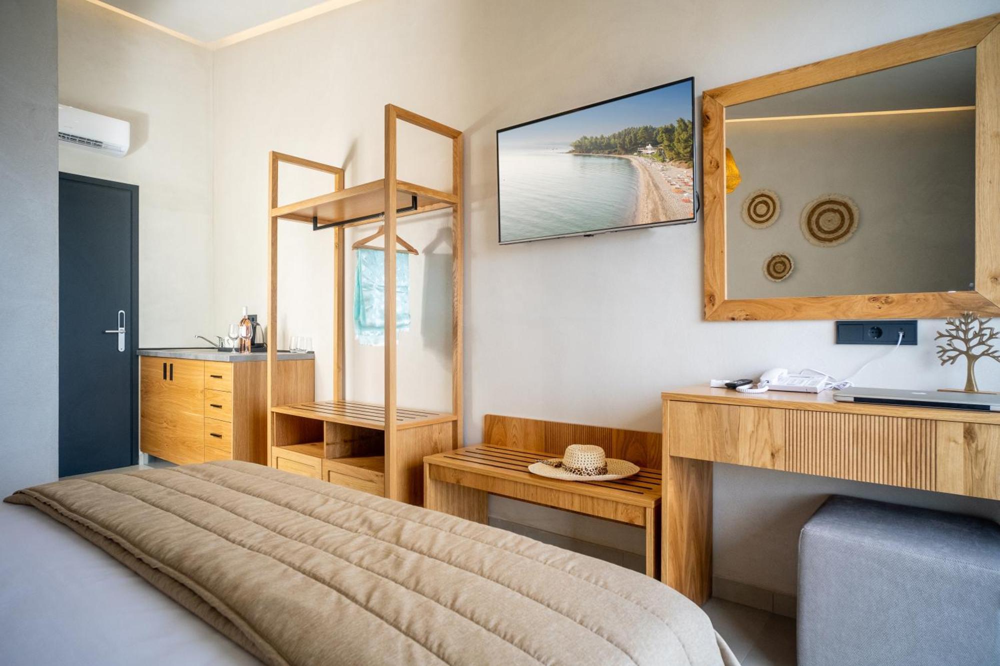 Aparthotel Luminous Luxury Living Kallithea  Exterior foto
