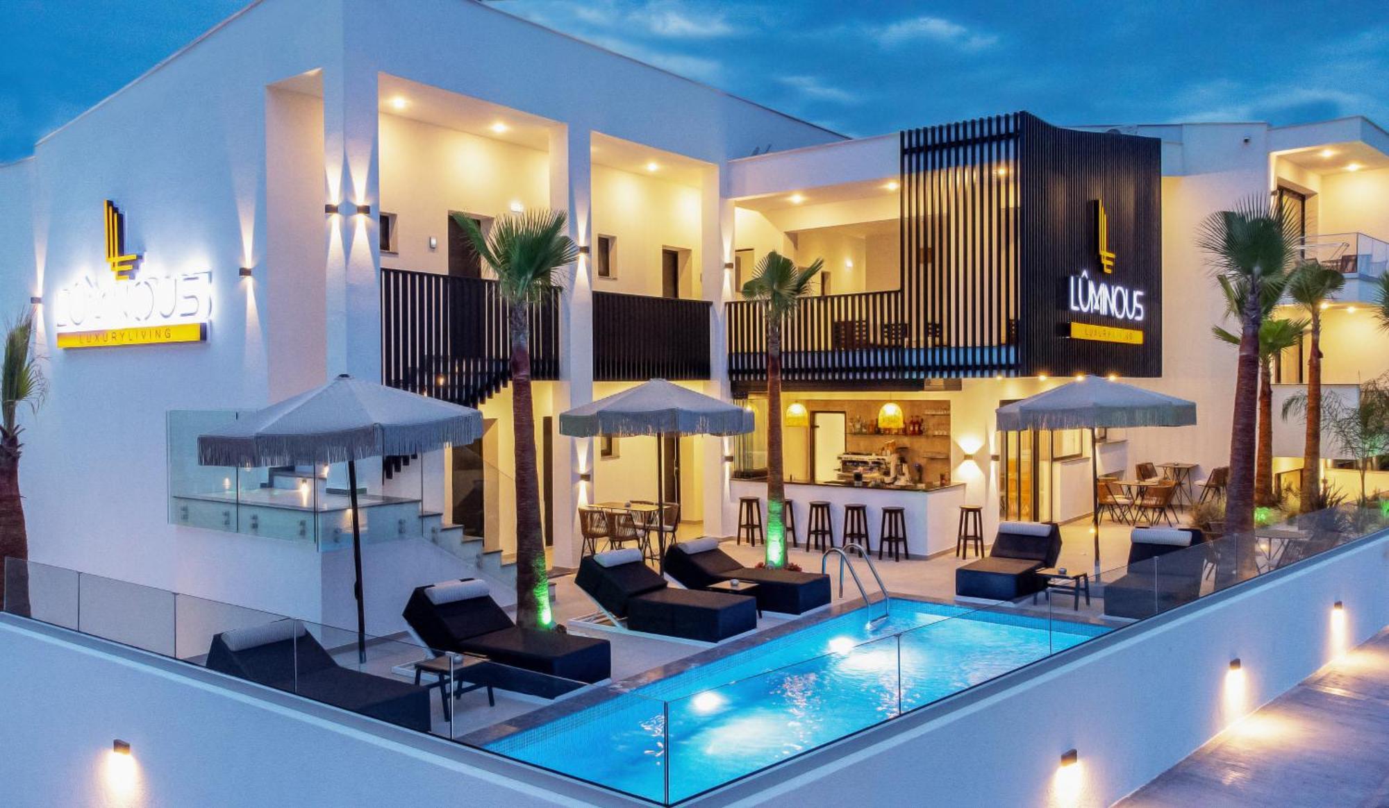 Aparthotel Luminous Luxury Living Kallithea  Exterior foto