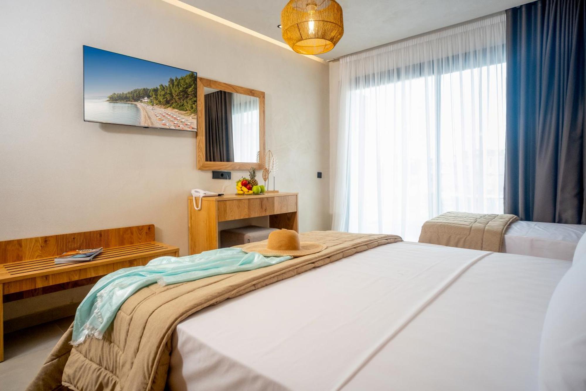Aparthotel Luminous Luxury Living Kallithea  Exterior foto