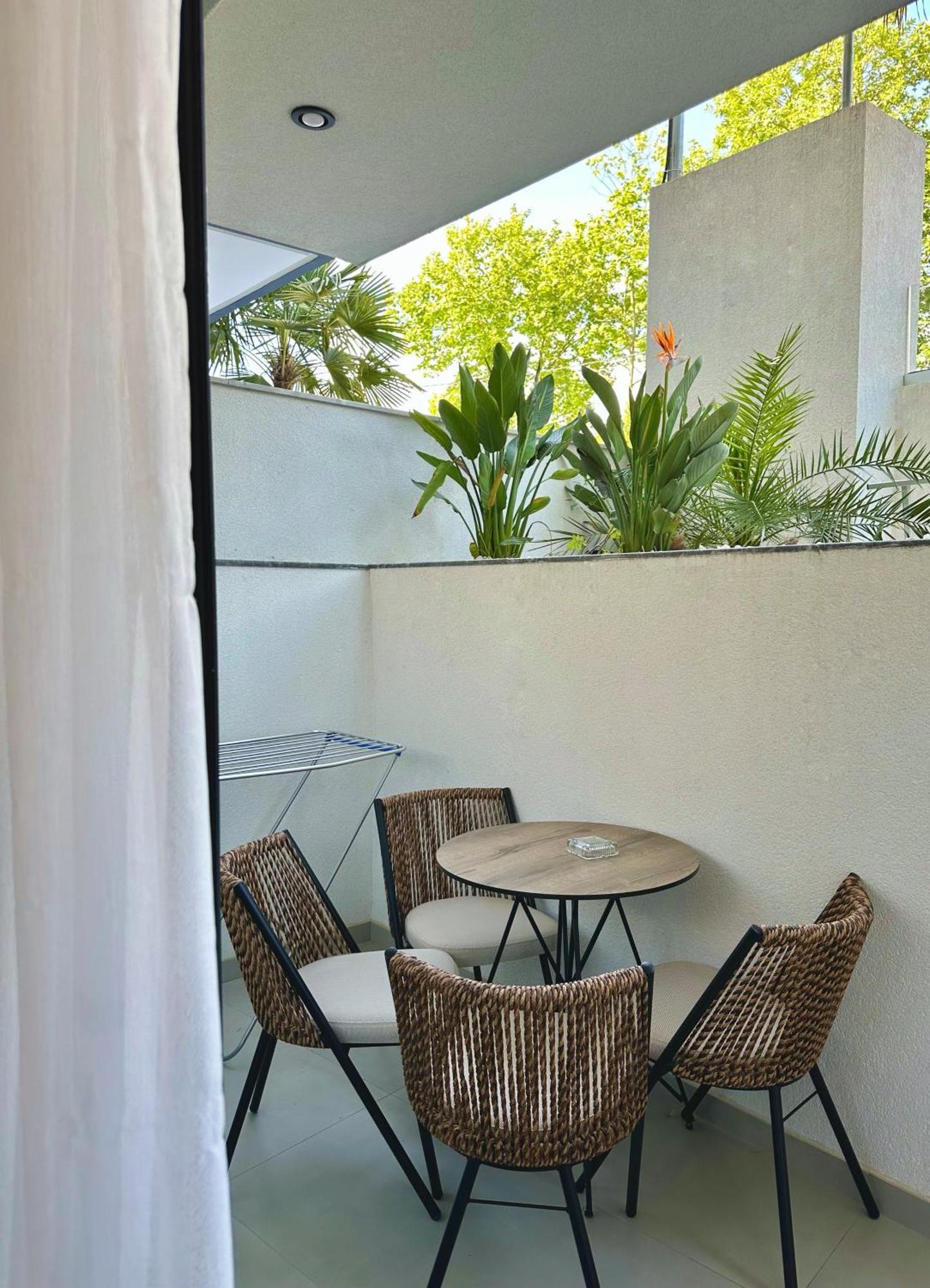Aparthotel Luminous Luxury Living Kallithea  Exterior foto